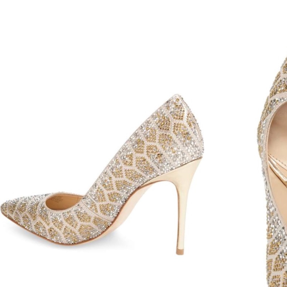 Imagine Vince Camuto Olivier Pumps - Picture 2 of 4
